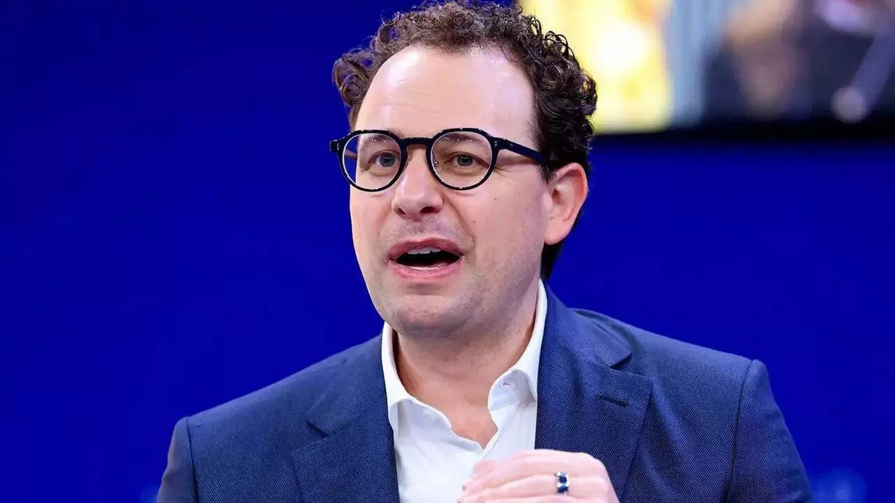 Anthropic CEO who predicted white-collar jobs will disappear in 5 yrs gives career advice for students