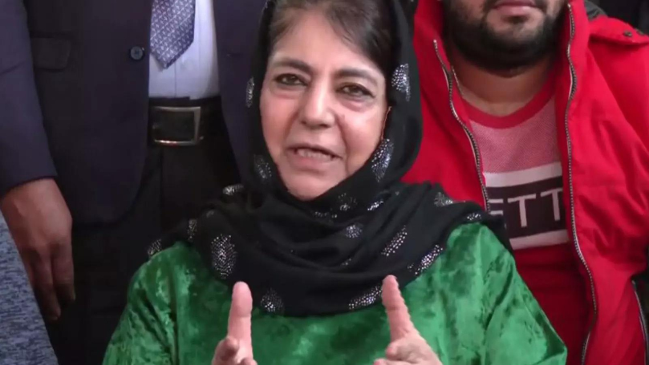 Mehbooba, Tarigami oppose PM’s Israel visit
