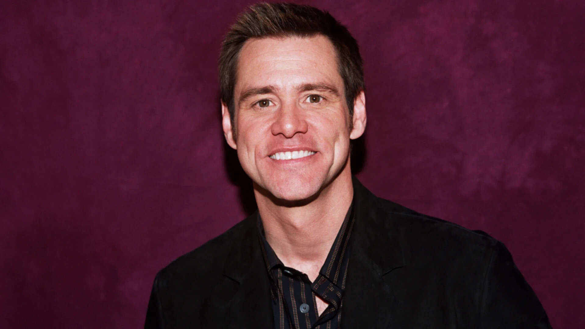Jim Carrey makes a public appearance with girlfriend Minzi