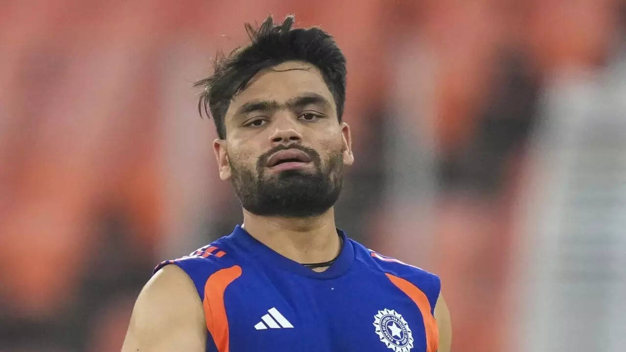 Rinku Singh to rejoin India squad for virtual knockout after father's demise