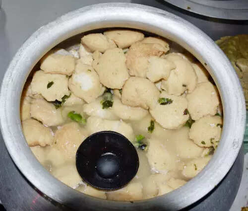 Cuttack to celebrate its iconic dish, ‘dahibara aludam’, on March 1