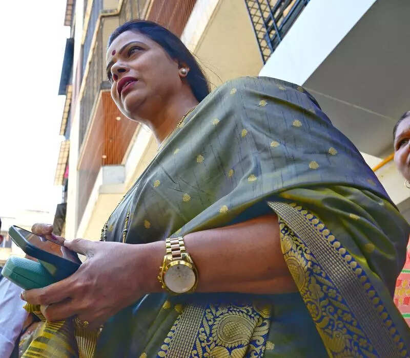 Fake birth certificates legalised Bangladeshis’ stay: Mumbai mayor