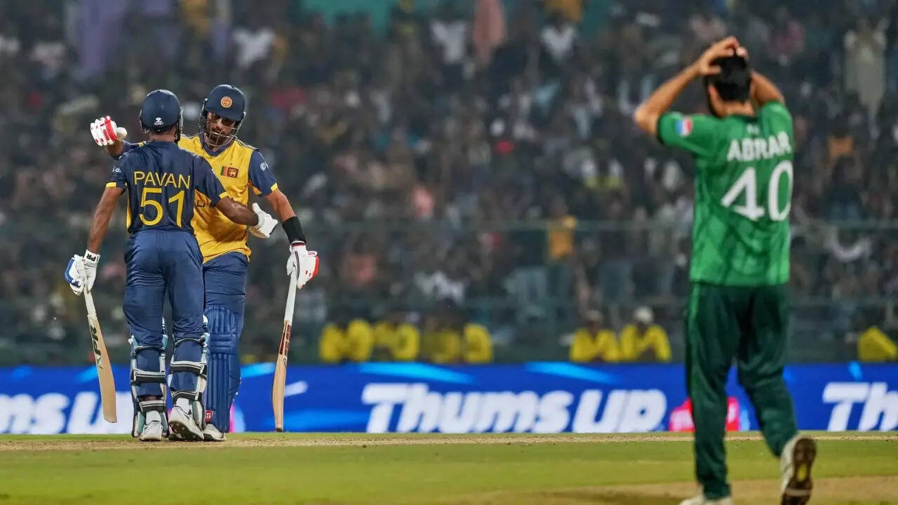 PAK vs SL: Run-rate equation ends Pakistan’s semi-final bid as Sri Lanka go past 147