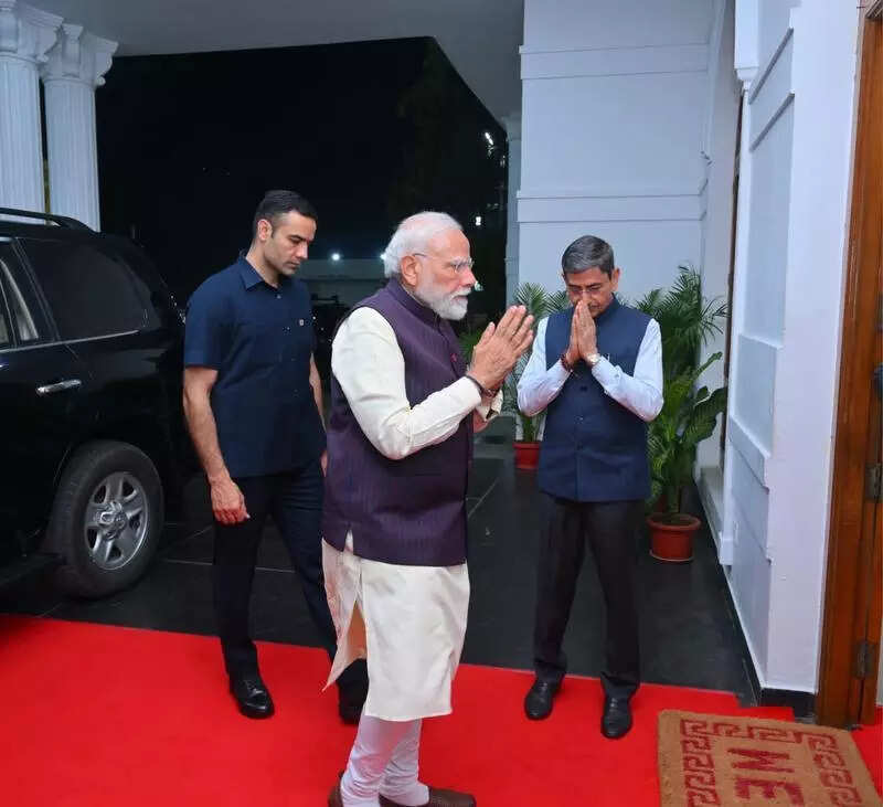 Modi arrives in Tamil Nadu ahead of Madurai mega rally