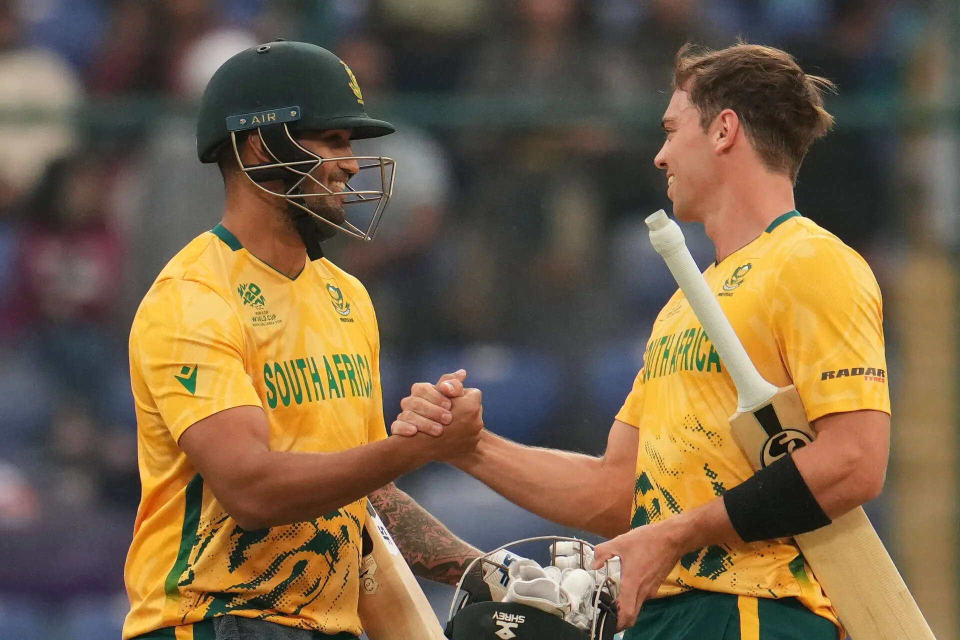 SA vs ZIM Live: Bosch delivers another blow, Zimbabwe five wickets down