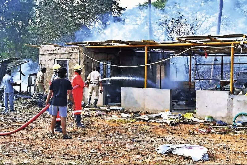 Lucky break for water saves man; AP blast toll at 21