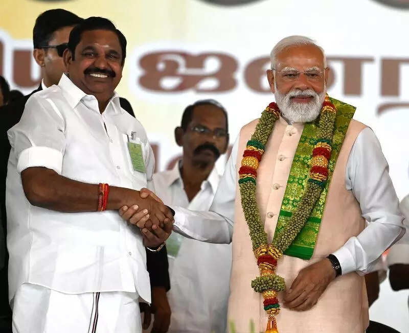 Day after PM’s visit, EPS meets Shah in Delhi for seat sharing talks