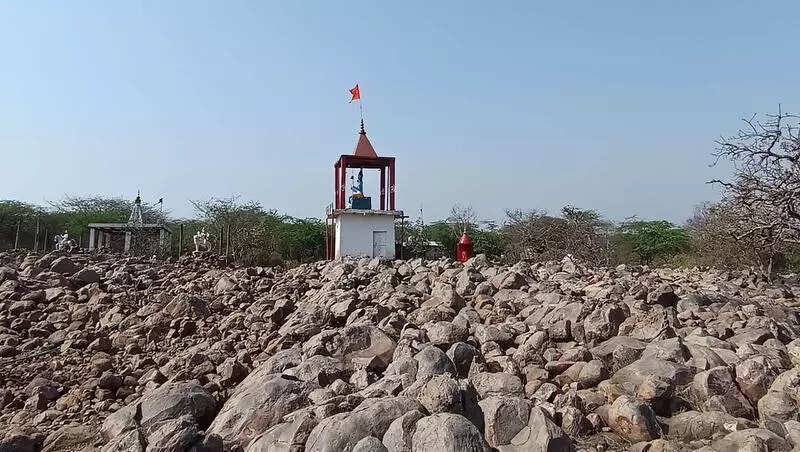 Illegal buildings near religious site in protected Aravalis to face demolition