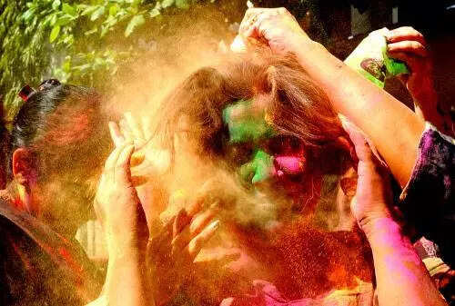 Teen killed, at least 40 hurt during Holi festivities