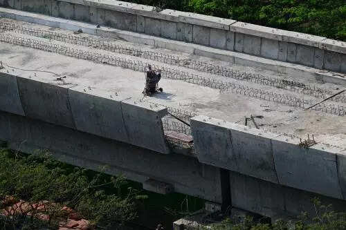 Mumbai Metro Line 4 concrete parapet collapse: Welder arrested; Bombay high court seeks status report on fatal incident in 2 weeks
