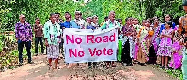 Balamia residents threaten poll boycott over road neglect