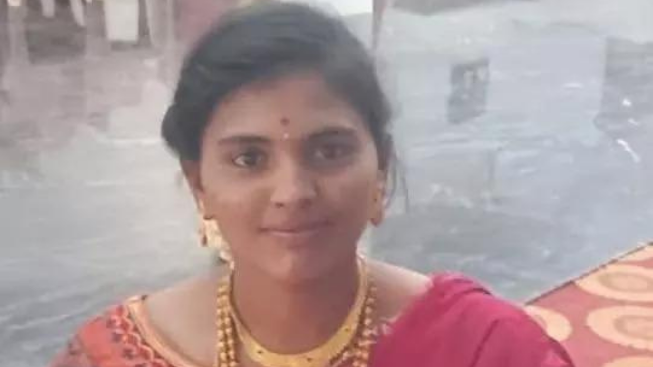 Bengaluru woman ends life after argument with husband over sambar