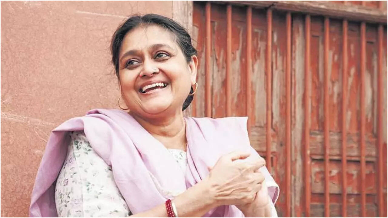 Supriya reacts to Jaya Bachchan’s ‘gandi pants’ comment