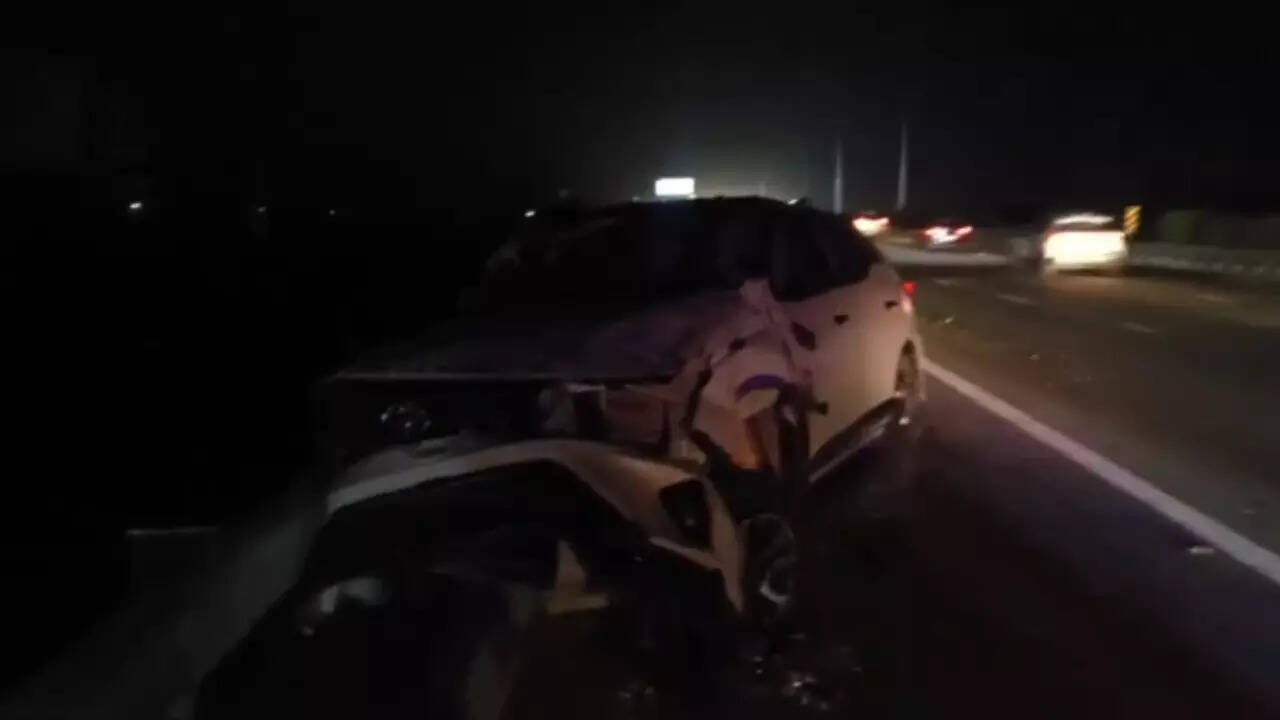 Livestream, 150 kmph, then crash! What UK07 rider incident tells about road safety