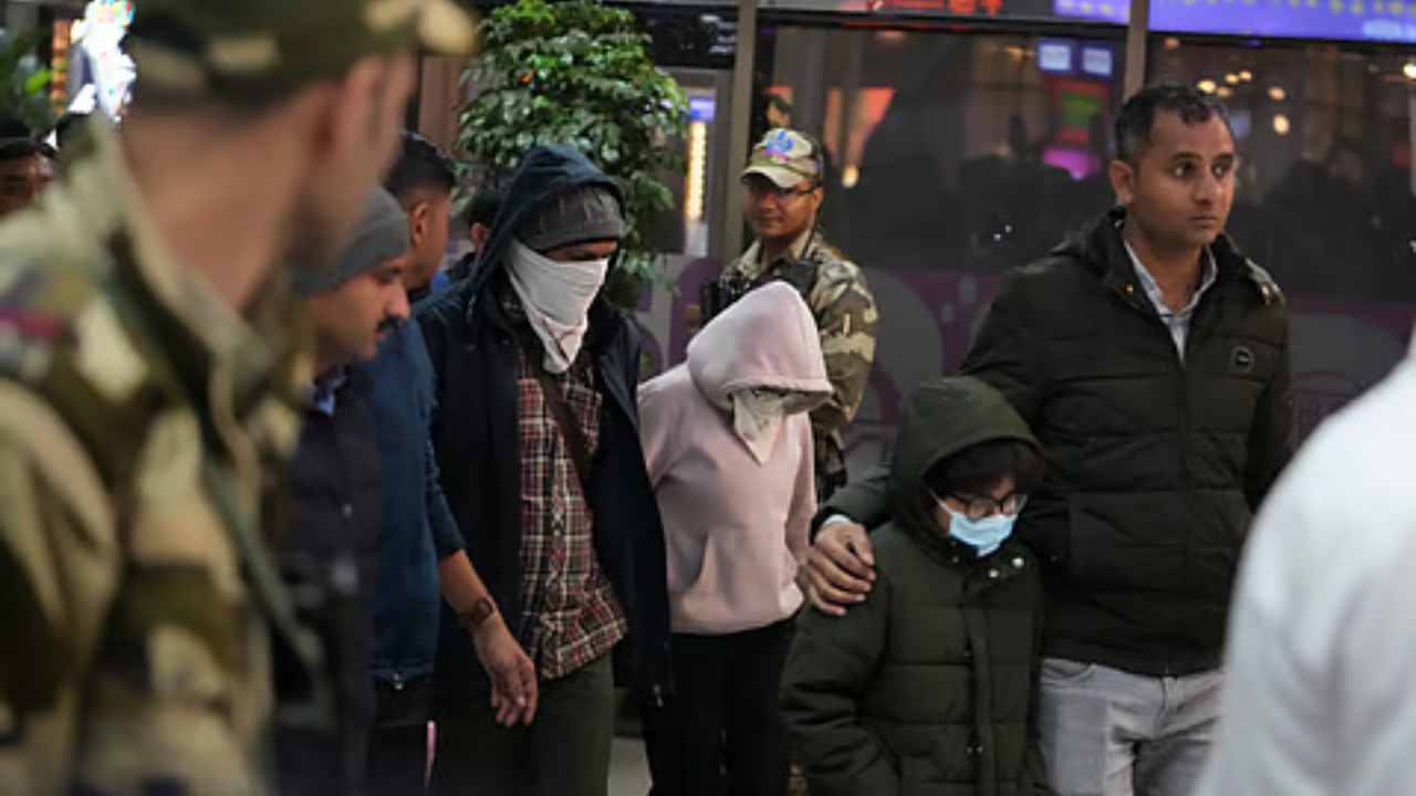 Facing deportation in US, Gujarati migrants turn to crowdfunding to return home