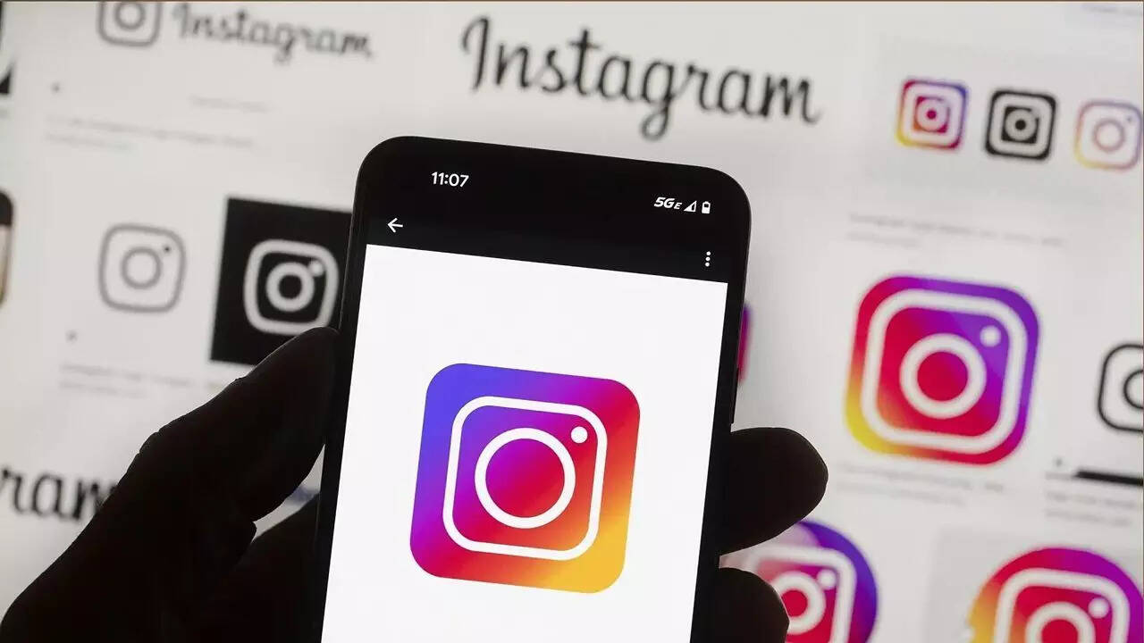 Instagram down: Thousands of users in the US report unable to send DMs amid major outage
