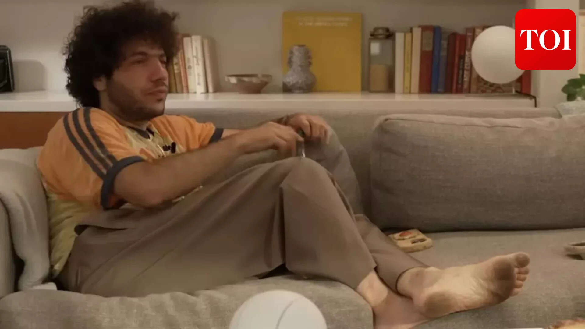 'Dirty feet' backlash: Benny Blanco shrugs off hygiene rumors