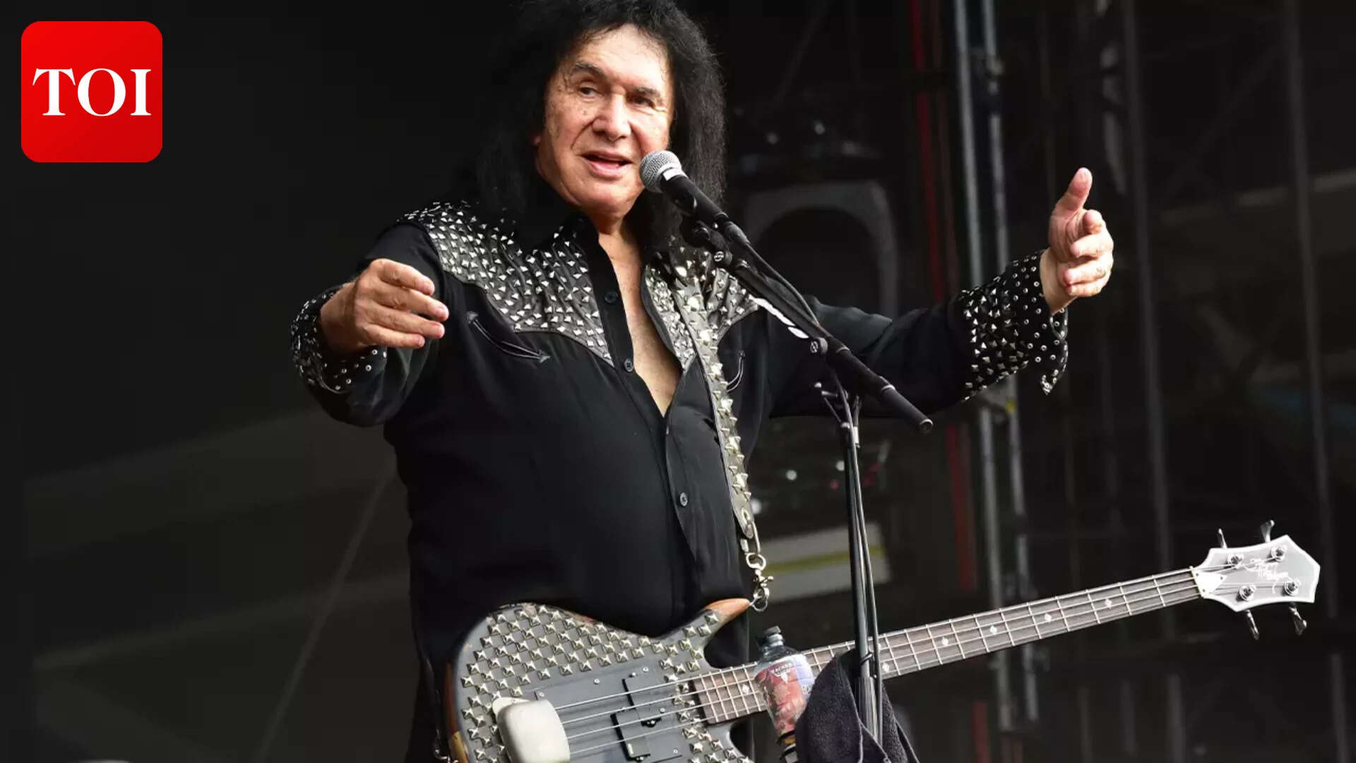 Gene Simmons blasts Ben Stiller and Mark Ruffalo over political posts