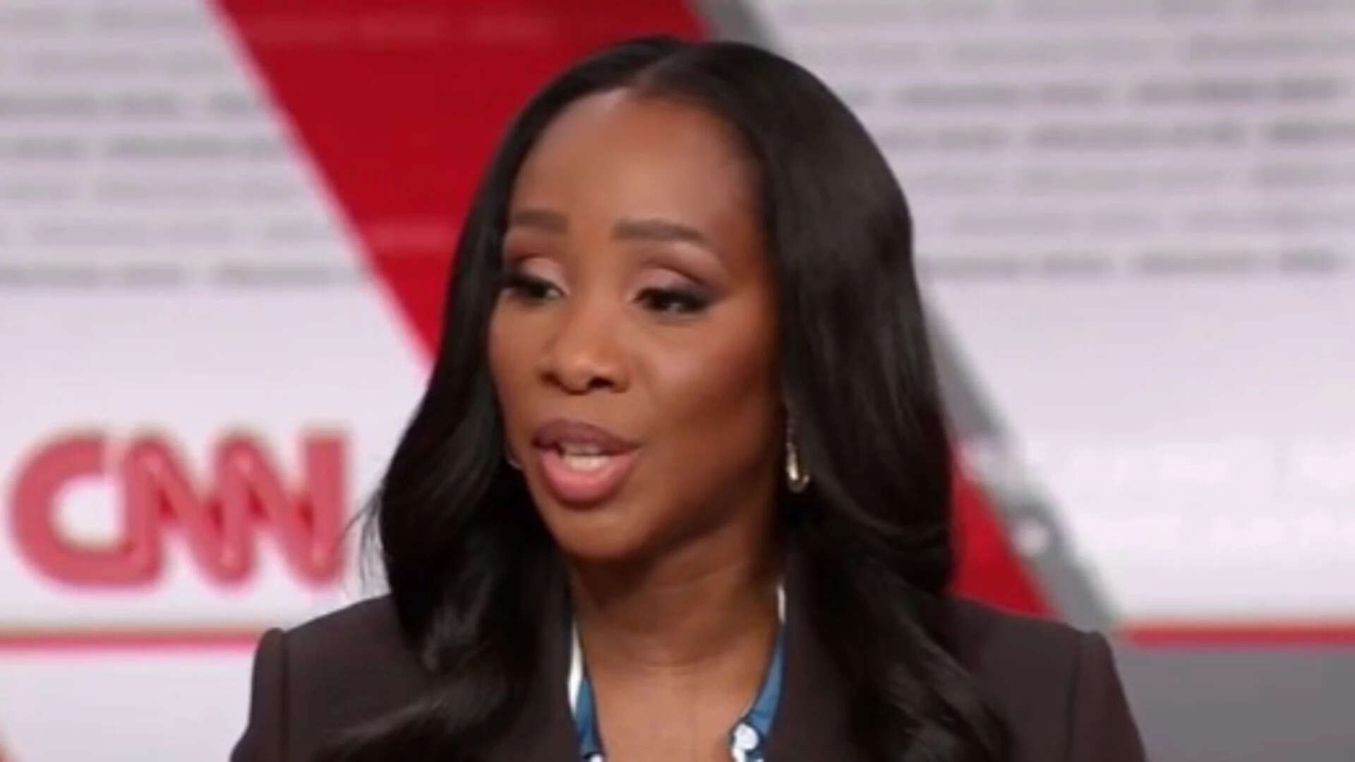 CNN anchor says sorry for calling NYC bomb incident an attack targeting mayor Zohran Mamdani