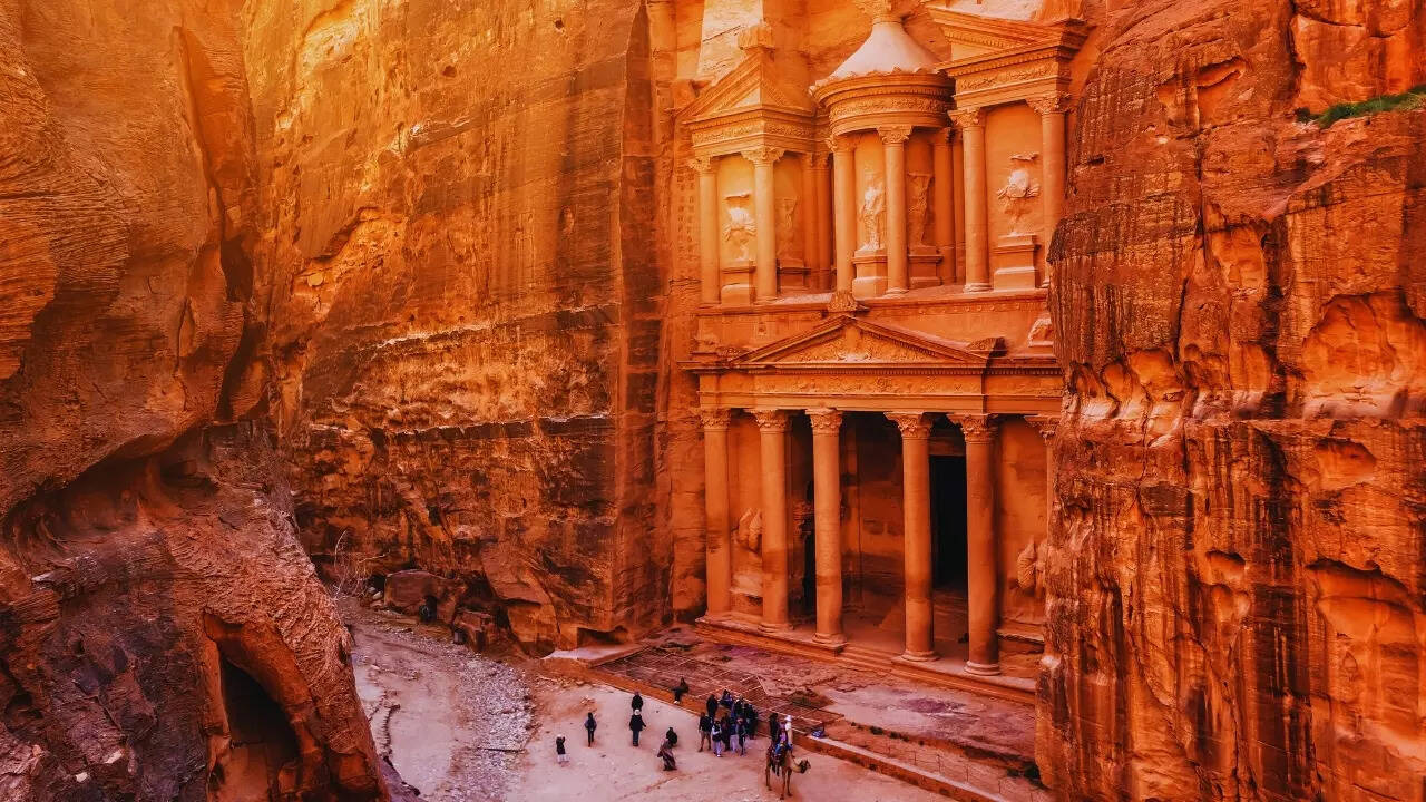 Guinness record holder visits New Seven Wonders in 5 days, shares travel cost tips