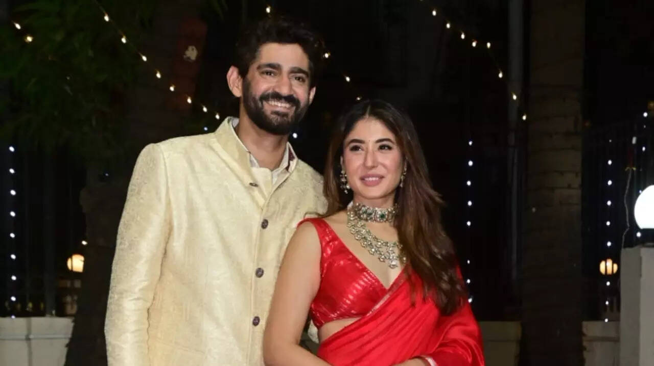 Newly married Gaurav-Kritika make FIRST appearance for paps