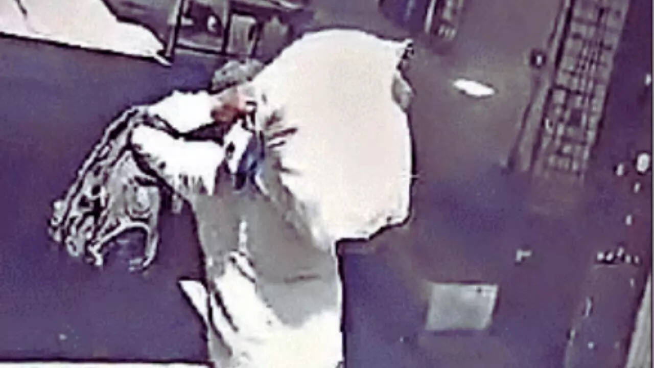 Surat Mother Murdered By Son Over Secret Affair