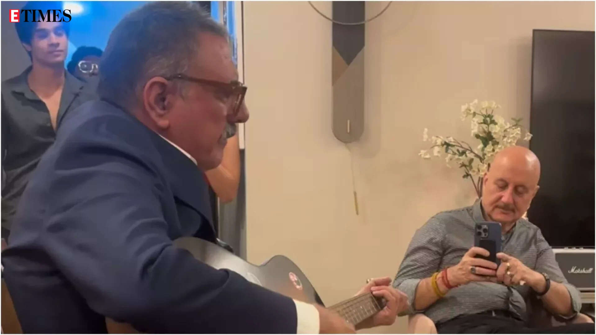 Boman sings 'Give Me Sunshine' to celebrate Anupam's b'day