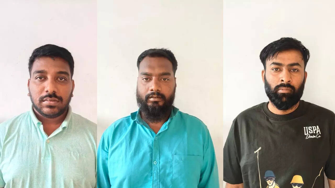 Murder convict on parole poses as cop, robs Bengaluru realtor of Rs 20 lakh and 670g gold