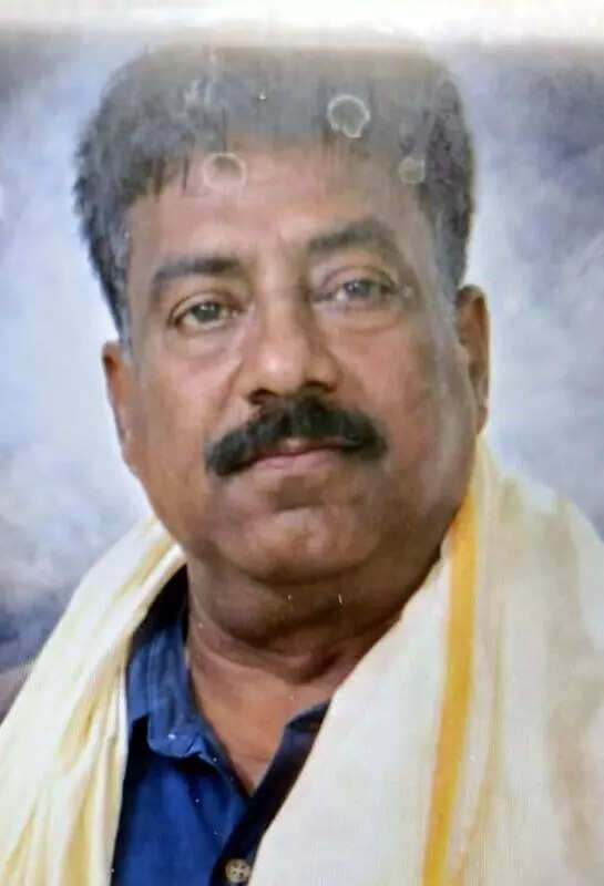 60-yr-old BLO dies in Malda, family blames SIR workload