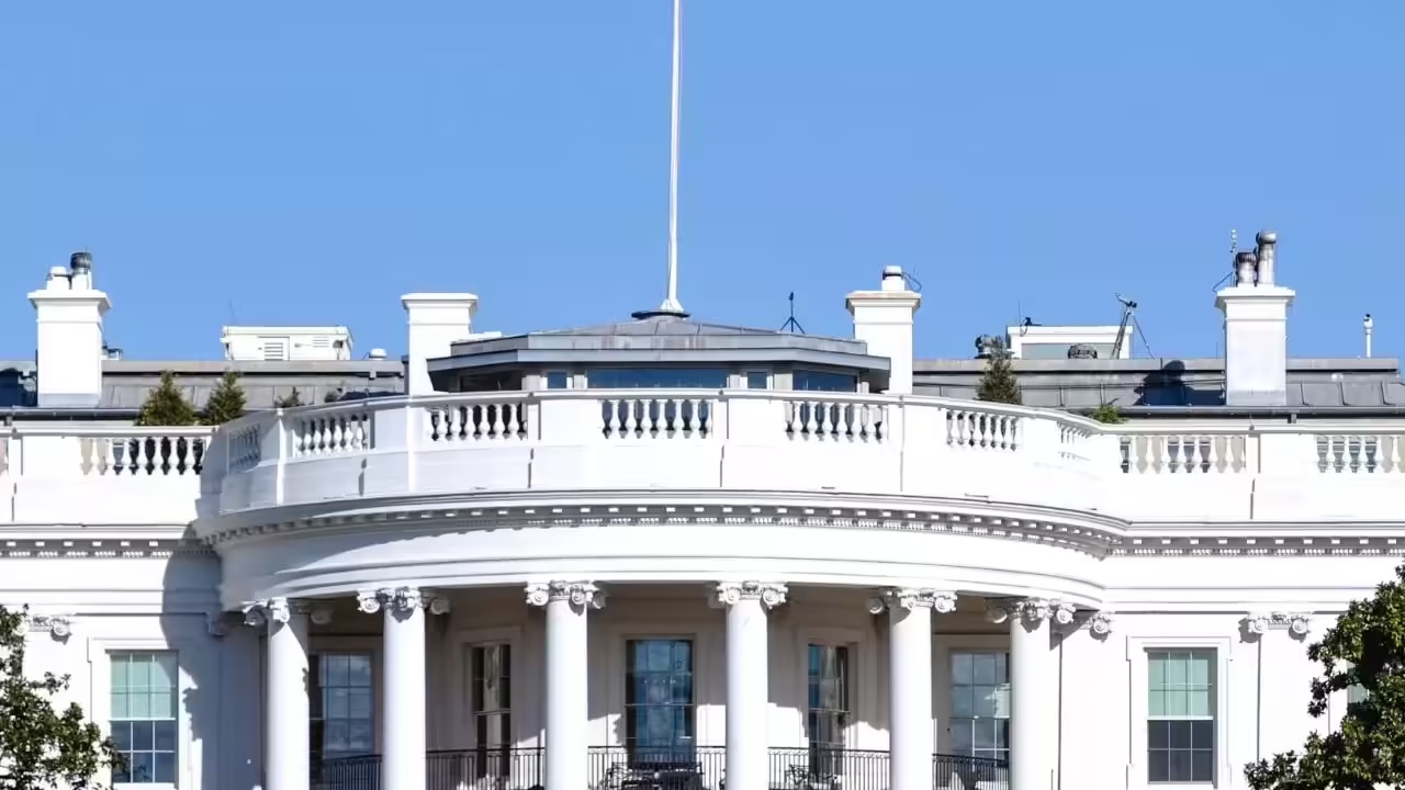 WH divided: Trump aides debate exit vs escalation