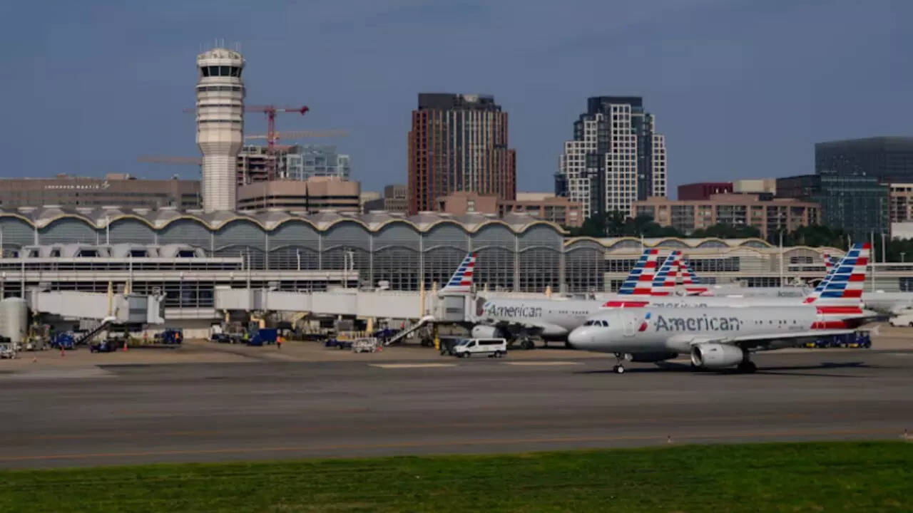 Washington flight disruptions: Operations resume after chemical smell triggers ground stop