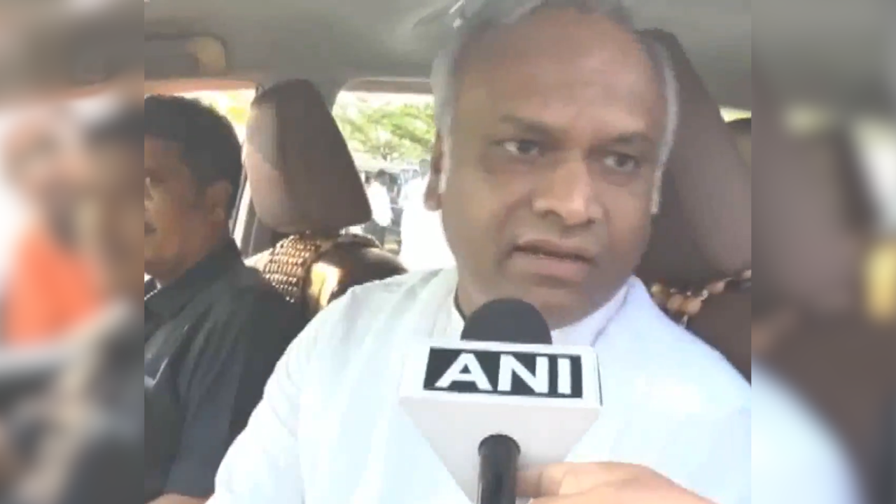 Karnataka minister Priyank Kharge blames BJP for LPG shortage, slams PM Modi over foreign policy