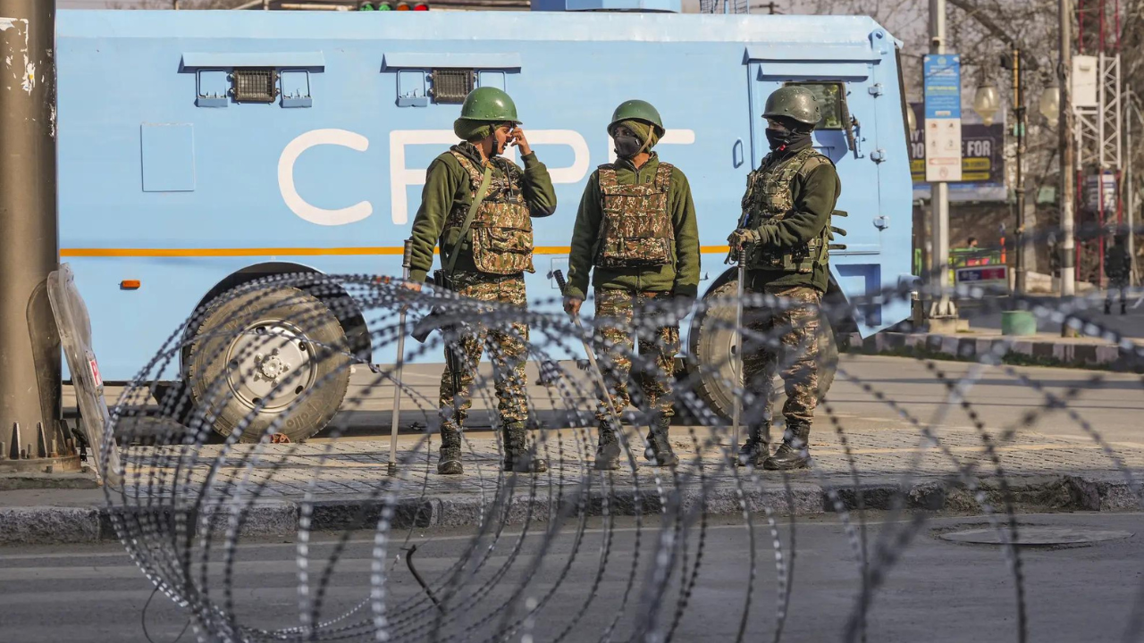 Pakistani terrorist killed in joint Army&ndash;J&K police operation in Uri sector