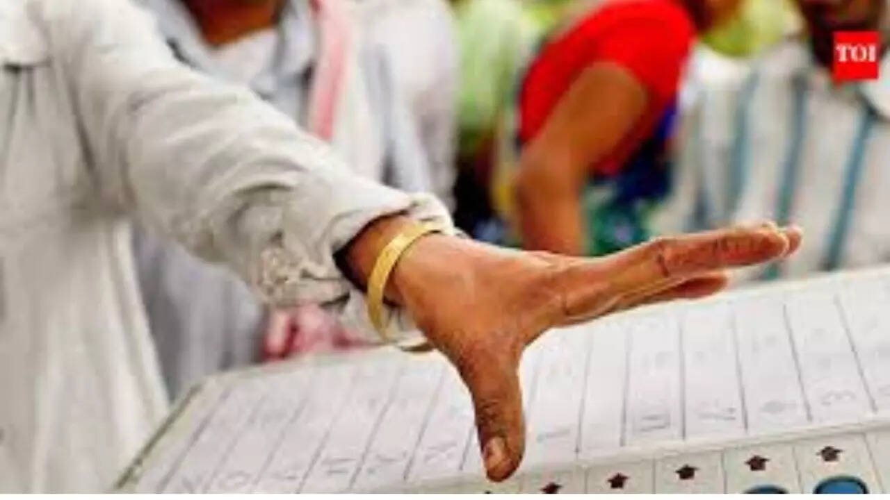 West Bengal polls 2026: Congress warns EC delay may block voters, candidates