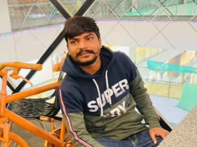 Notorious gangster brought on production warrant