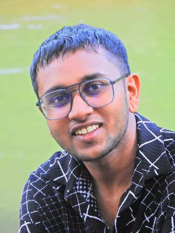 Two brothers killed as bike rams electric pole in Kilimanoor