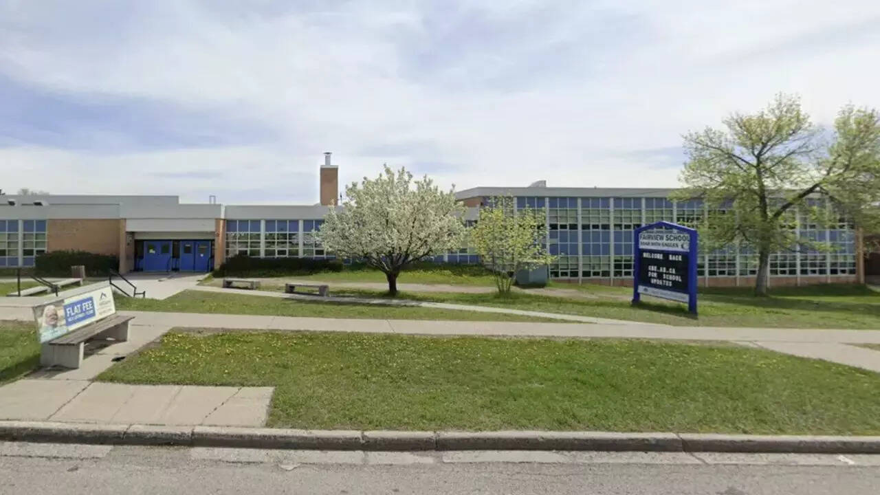 ‘Whoever made that rule should be fired’: Canada school’s ‘no food zones’ during Ramadan sparks row