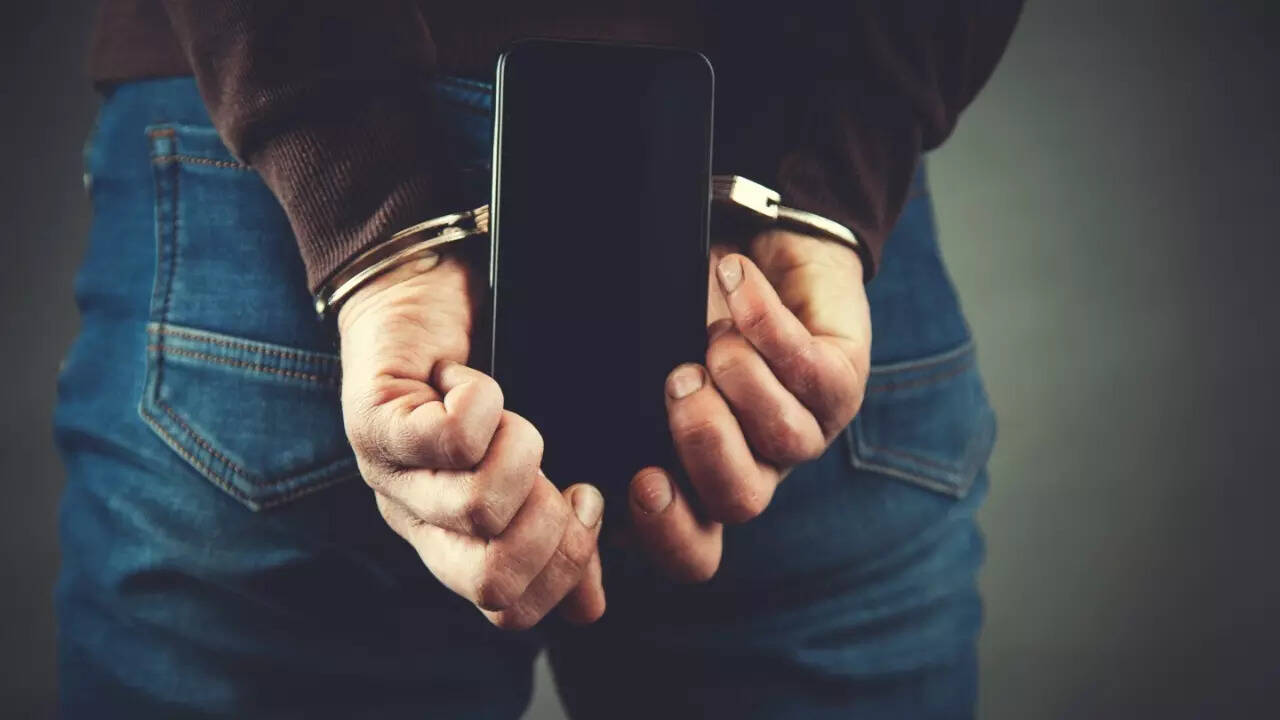 UAE arrests man for trespassing, filming in restricted Fujairah areas without permit