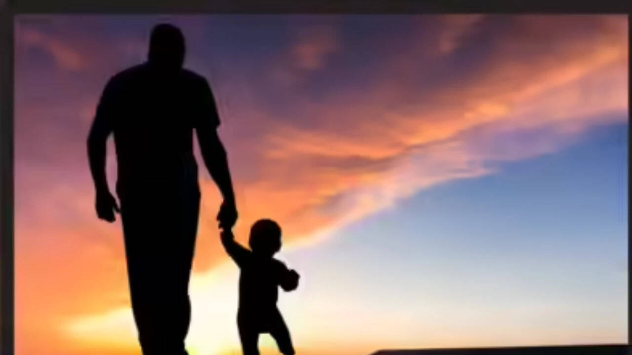 SC urges govt to bring in law on paternity leave