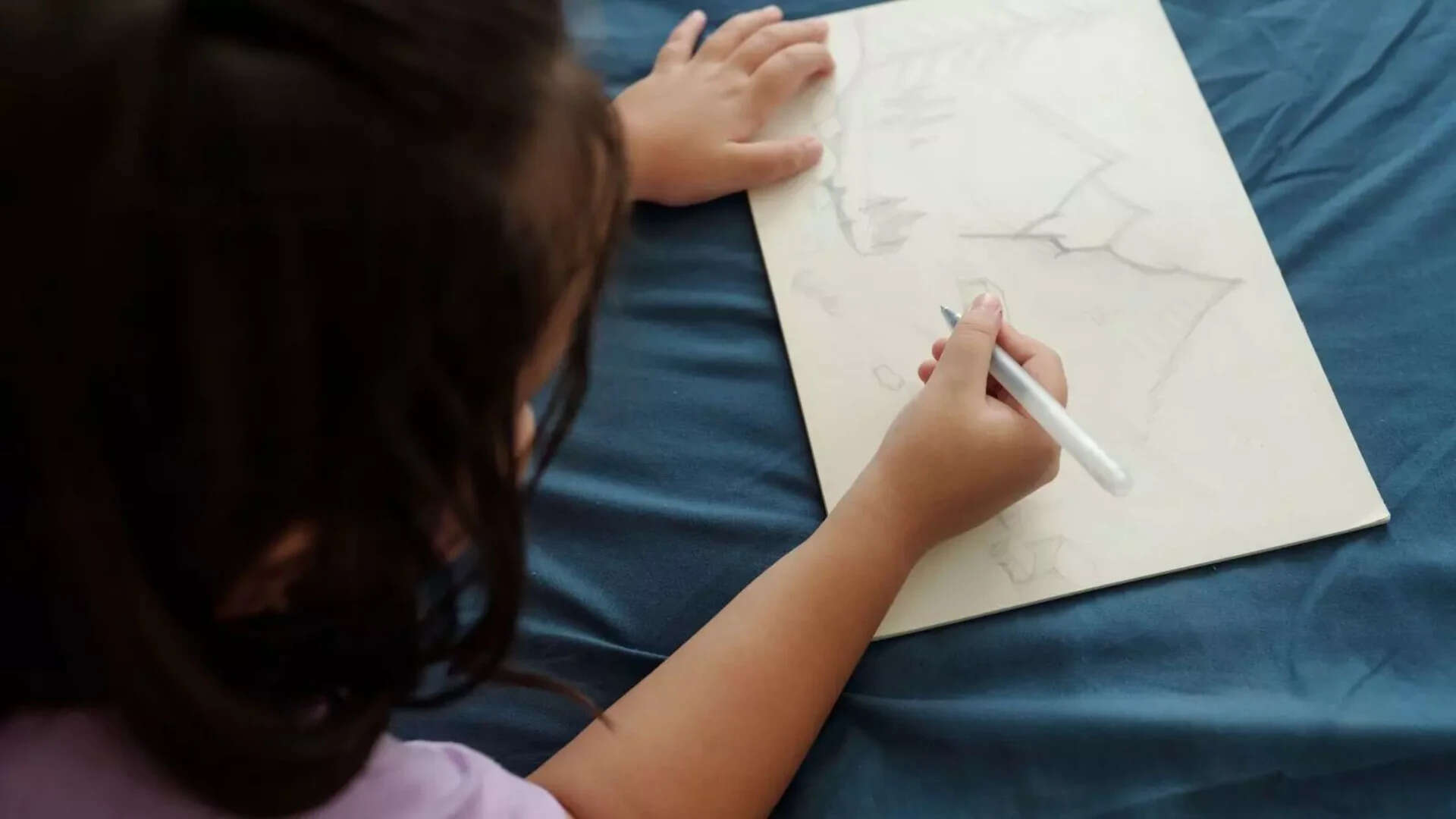 This child’s unusual drawing shocked her dad: Here’s what it teaches parents about kids’ minds