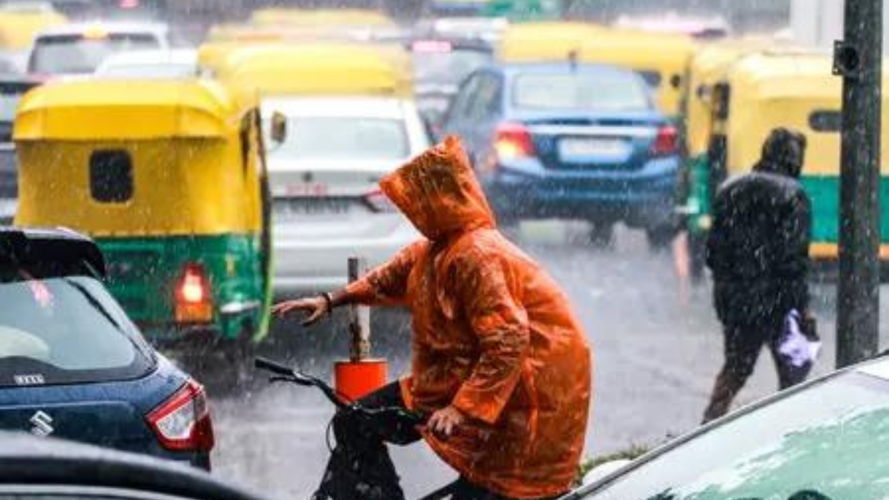 Rain lashes several parts of Delhi-NCR; thunderstorms, gusty winds likely this week, says IMD