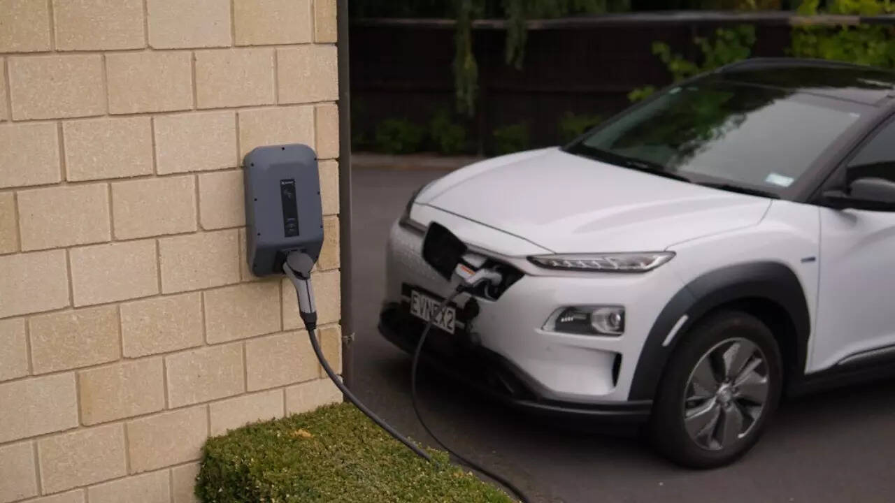 Planning to buy an EV in 2026? Here’s everything you should check first