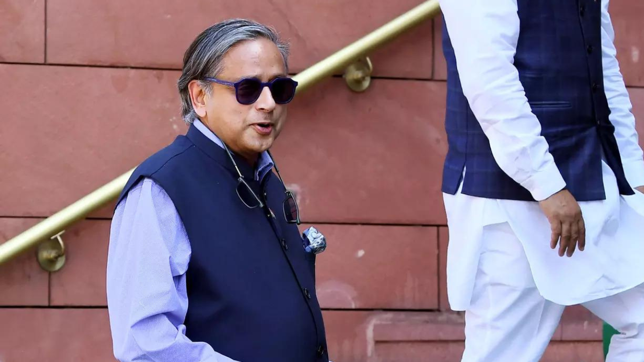 'Cautious stand': Tharoor breaks from Congress' stance; backs govt on Middle East crisis