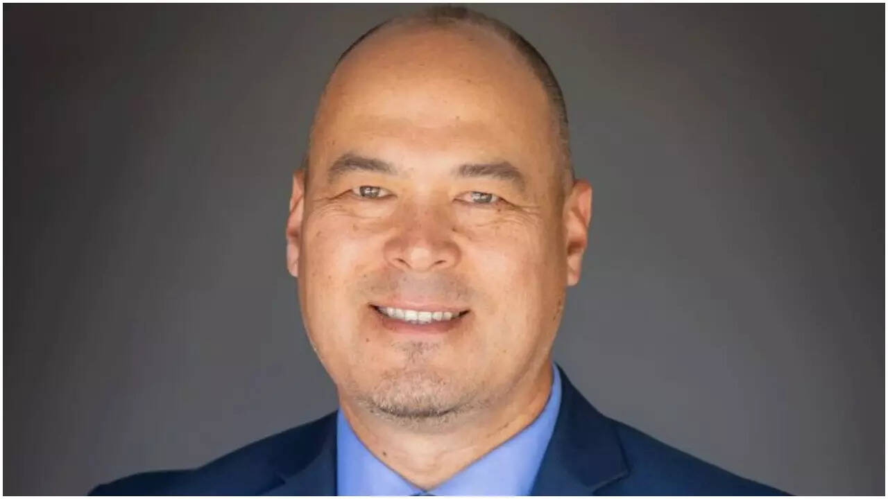 ‘Unbelievable loss’: Nampa mayor collapses mid-speech, dies despite CPR efforts