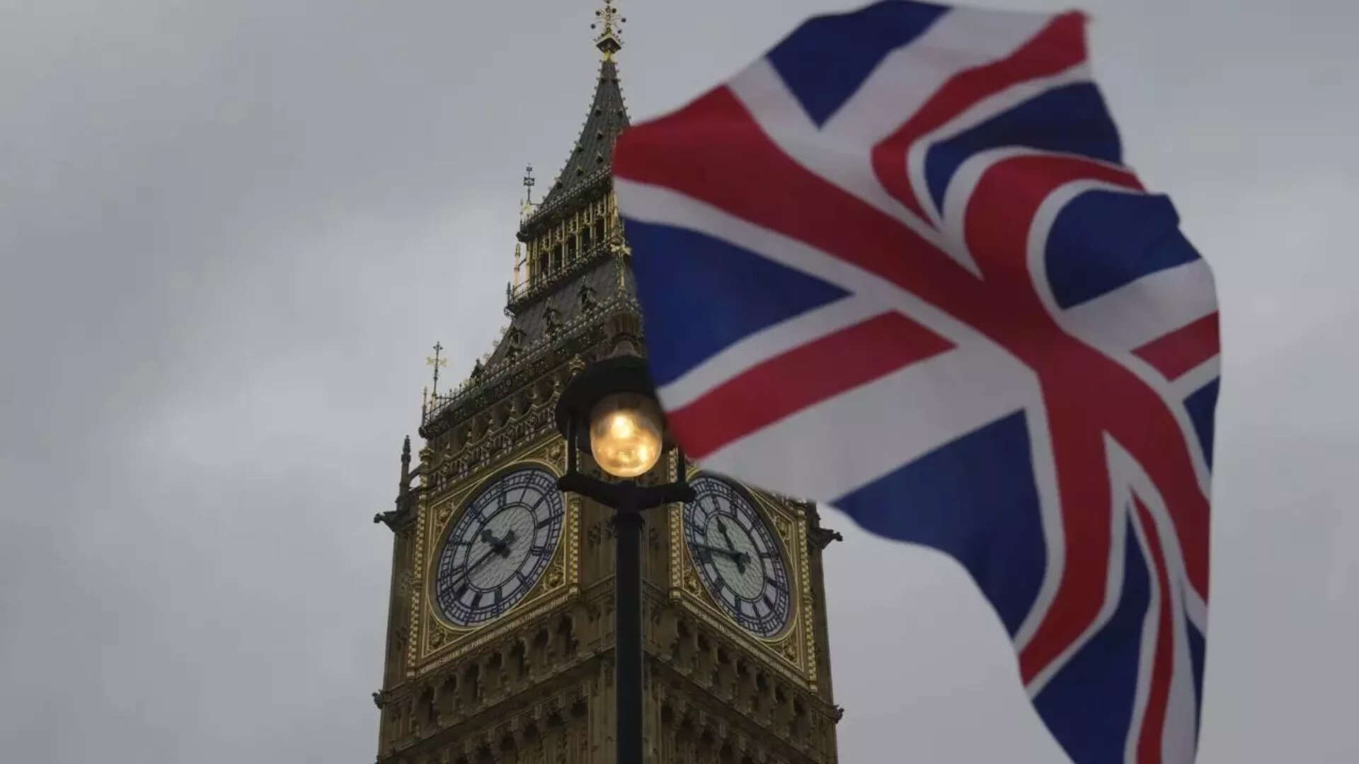 UK House of Lords votes to pardon women convicted of illegal abortions, netizens react