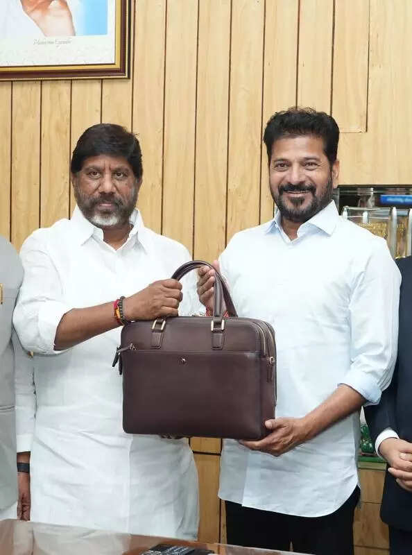 Bhatti bats for fair share, flags tax devolution imbalance