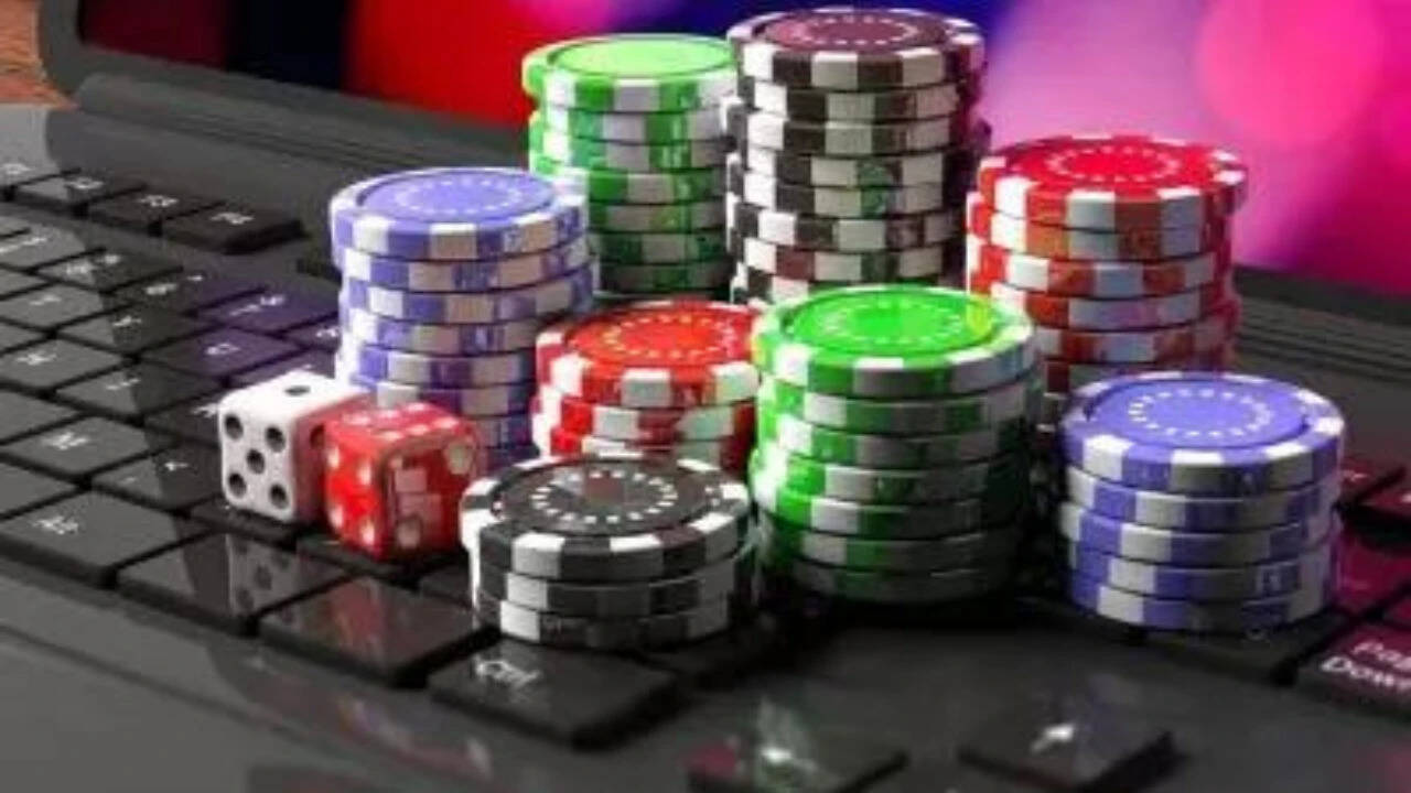 Govt blocks 300 illegal betting & gambling sites