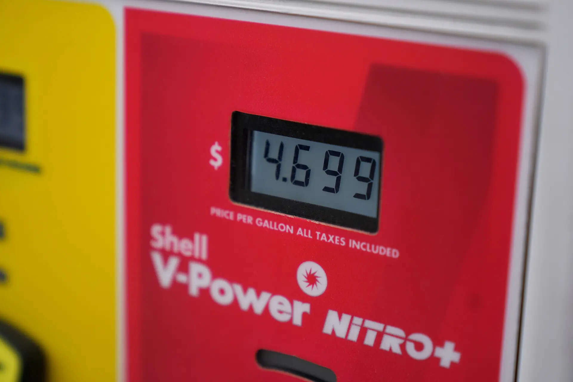 US taps emergency oil reserve, releases 45 mn barrels to tame war-driven price hike