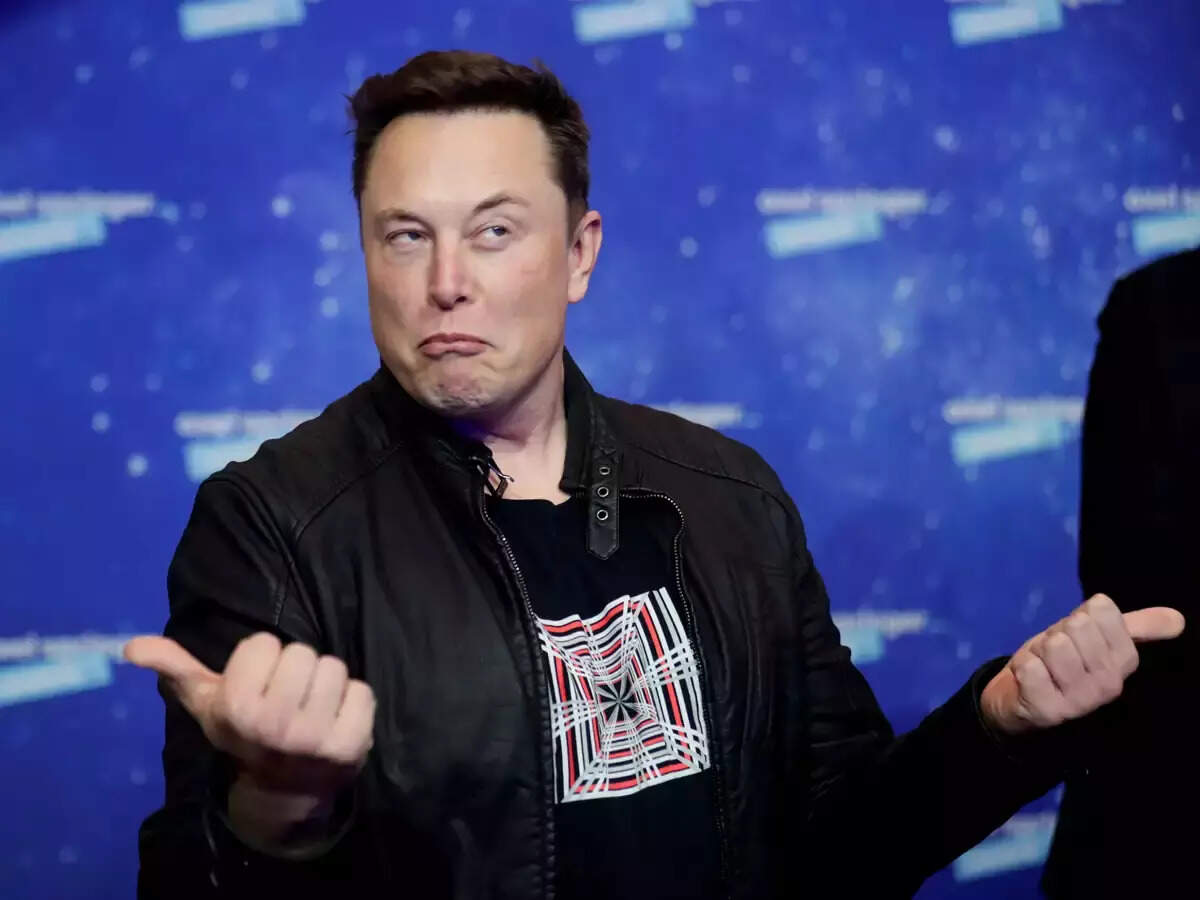 Elon Musk's SpaceX sends email to FCC, says: Reject Jeff Bezos' Blue Origin application