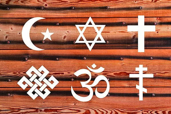 Ex-judges, diplomats flag bias in USCIRF religious freedom report